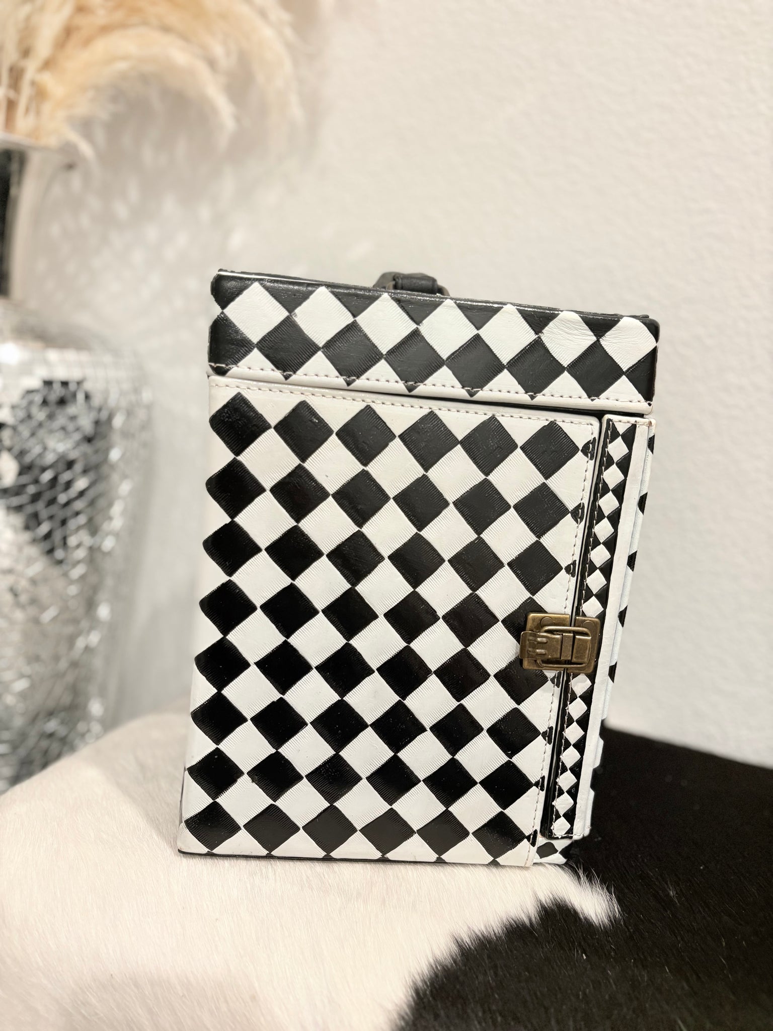 Checker xxl jewelry train case
