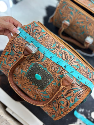 Medium leather tooled speedie